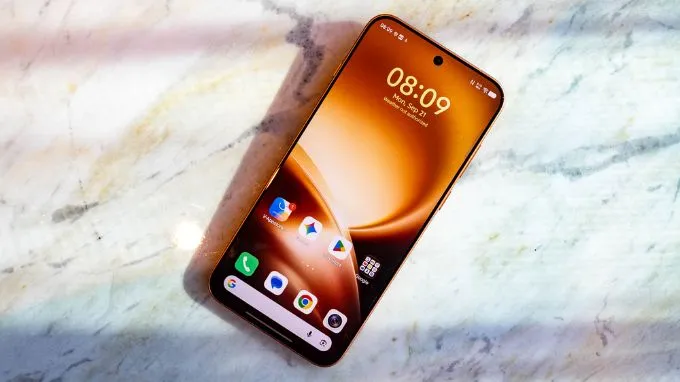 Vivo X500 Pro Max sở hữu màn hình LTPO AMOLED kích thước 6.85 inch