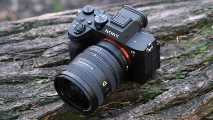 Sony là lựa chọn hàng đầu của đại đa số các nhà làm phim, vlogger