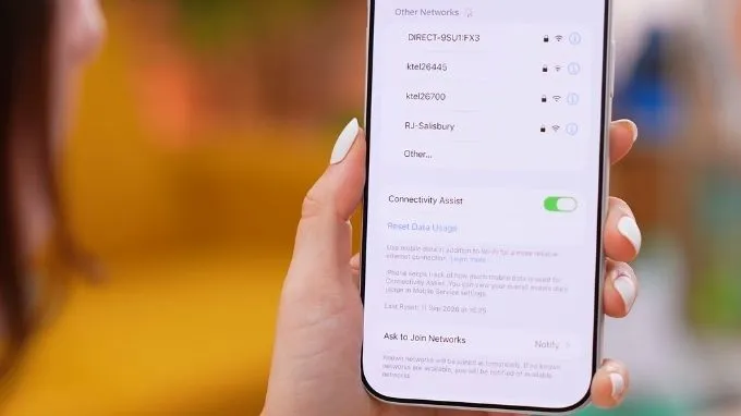 Tự chuyển sang dữ liệu di động khi Wi-Fi yếu