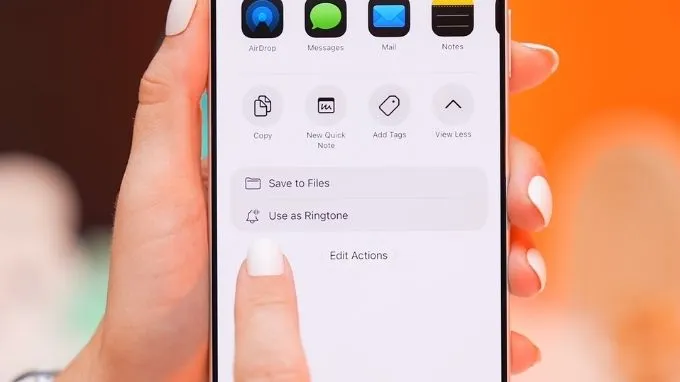 Đặt file MP3 làm nhạc chuông trên iPhone 18 Pro