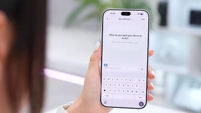 Tạo phím tắt bằng ngôn ngữ tự nhiên trên iPhone 18 Pro