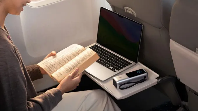 Những điều tuyệt đối không nên làm với sạc dự phòng khi trên máy bay