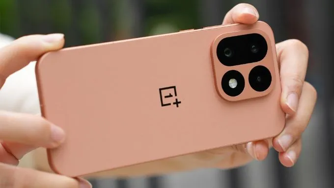 OnePlus 16 ra mắt tại Trung Quốc với mức giá 5.999 nhân dân tệ