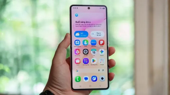 Trải nghiệm One UI 9 và hệ sinh thái tính năng Galaxy AI thông minh