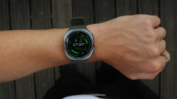 Galaxy Watch Ultra2 được trang bị viên pin 800 mAh