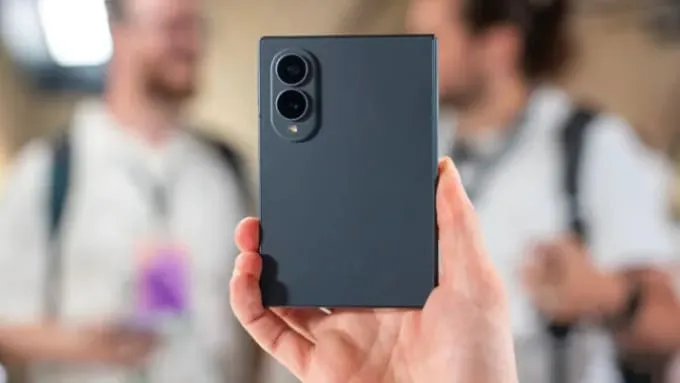 Galaxy Z Fold8 màu Đen Graphite
