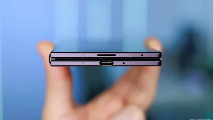 Pin Galaxy Z Fold8 Ultra tăng lên 5.000mAh, hỗ trợ sạc 45W