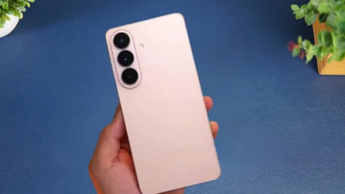 Galaxy S26 Plus màu Vàng Hồng