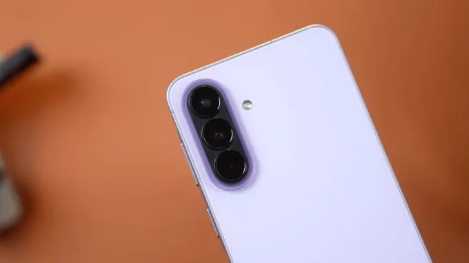 Galaxy A57 được trang bị camera macro 5MP