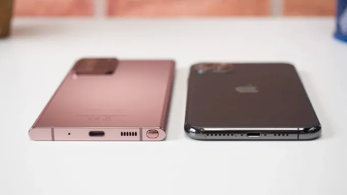So sánh Galaxy Note 20 Ultra và iPhone 11 Pro Max về pin