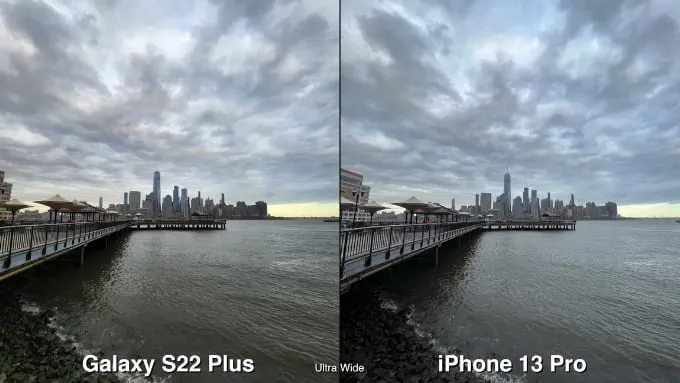So sánh Samsung S22 Plus và iPhone 13 Pro về ảnh chụp