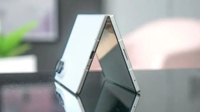 So sánh Galaxy Z Fold8 và Galaxy Z Flip8 về pin
