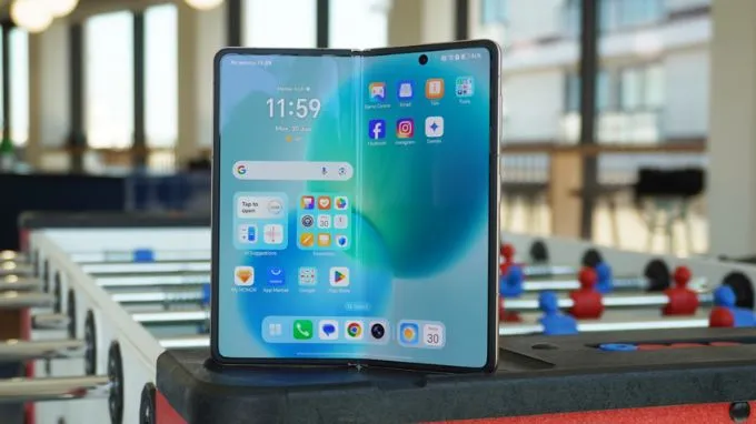 HONOR Magic V5 không hề kém cạnh khi mang trong mình vi xử lý Snapdragon 8 Elite