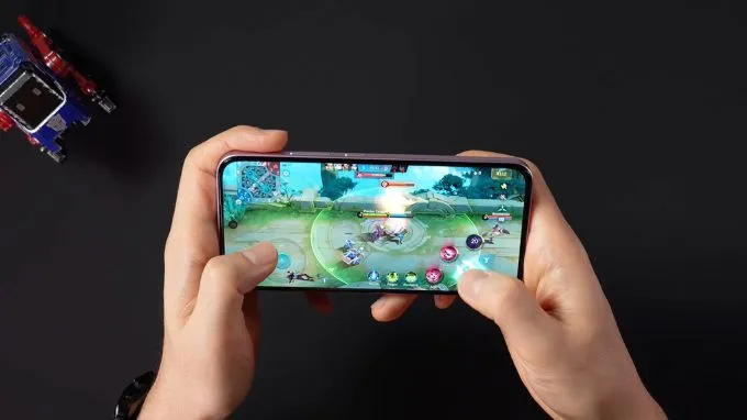 OPPO A7 Pro 5G sử dụng MediaTek Dimensity 6360 MAX