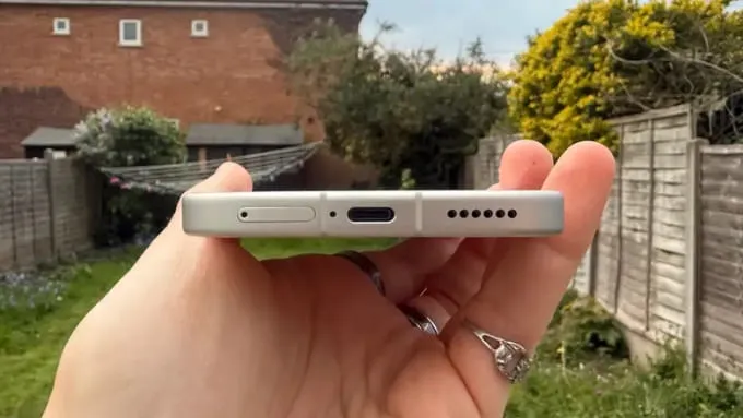 Pin là điểm khác biệt khi so sánh HONOR 600 vs OPPO Reno15