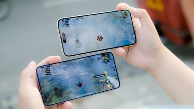 so sánh iPhone 15 và Galaxy S24 về hiệu năng hoạt động