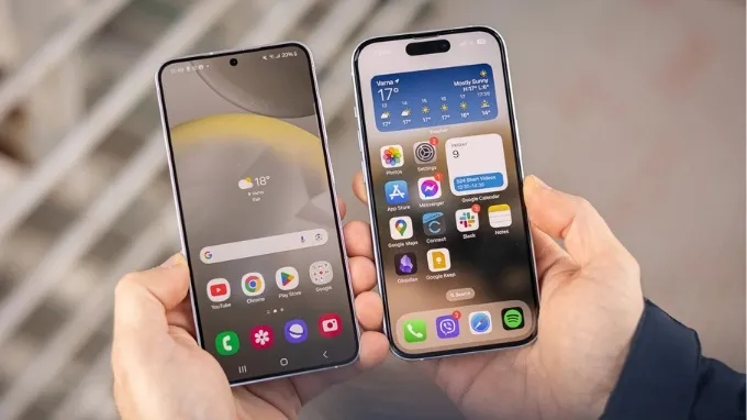 so sánh iPhone 15 và Galaxy S24 về màn hình