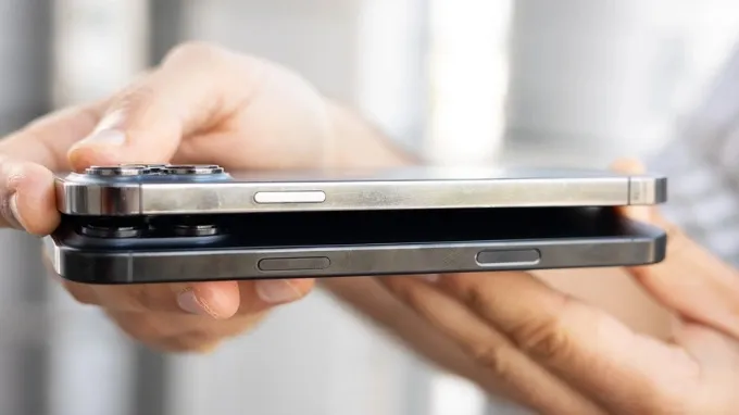 Phone mới này còn tích hợp thêm nút điều khiển cảm ứng Camera Control