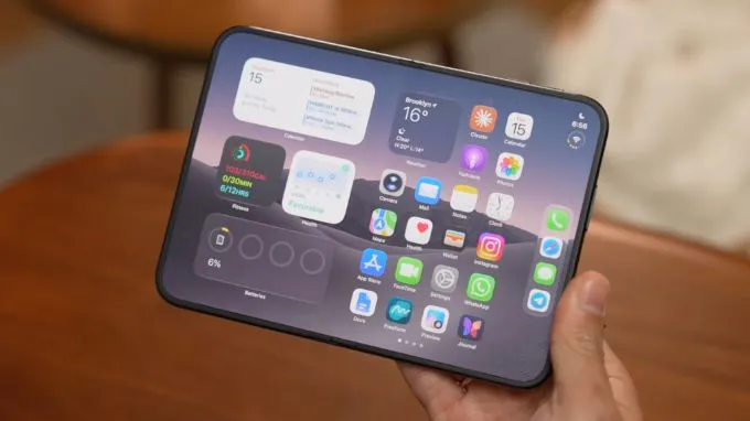 iPhone Duo sở hữu màn hình trong 7.6 inch và màn hình ngoài 5.4 inch