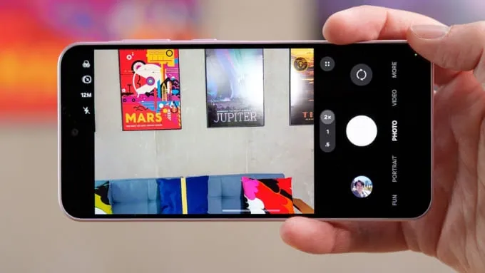 Galaxy A36 cho trải nghiệm camera toàn diện hơn nhờ hệ thống 3 camera sau