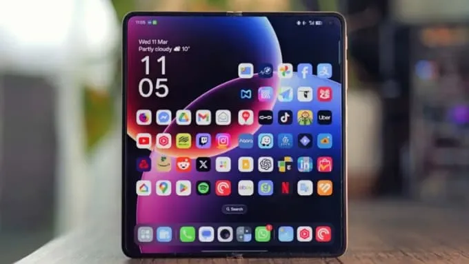 Màn hình là điểm khác biệt khi so sánh OPPO Find N6 vs Find X9 Pro