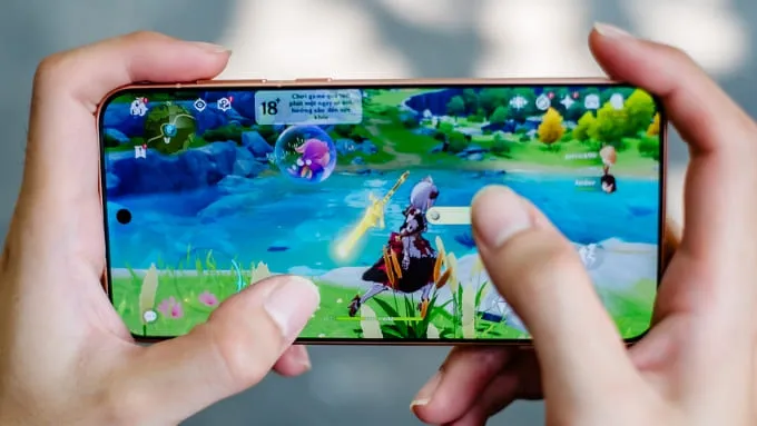 So sánh OPPO Find X9s vs iPhone 17 về hiệu năng
