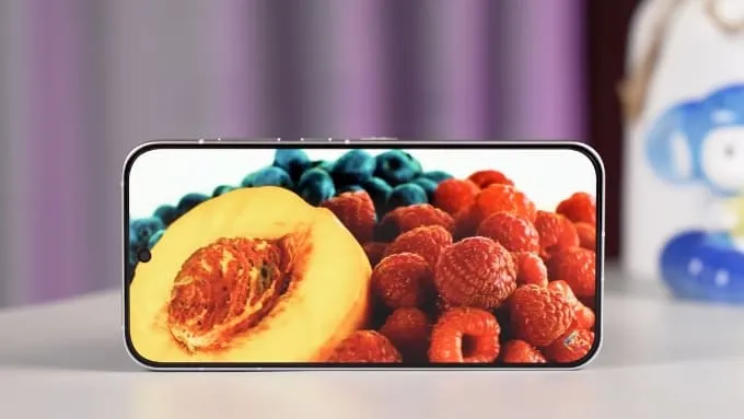 So sánh OPPO Reno16 Pro vs OPPO Reno15 Pro về màn hình