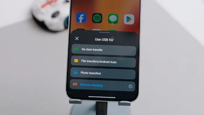 Redmi Note 17 Pro Max thì được trang bị sạc nhanh HyperCharge 100W