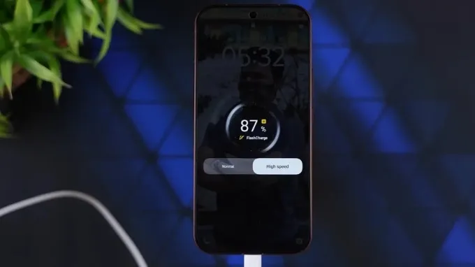 Vivo V70 lại chiếm ưu thế khi hỗ trợ FlashCharge 90W