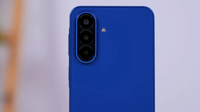 So sánh Samsung Galaxy A27 vs Galaxy A37 về camera