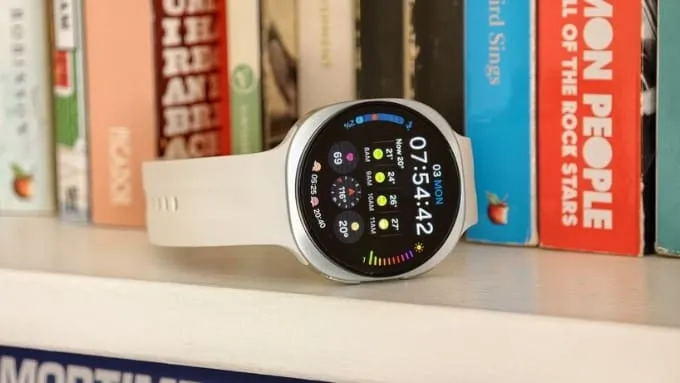 Galaxy Watch9 tiếp tục duy trì mặt đồng hồ tròn đặc trưng