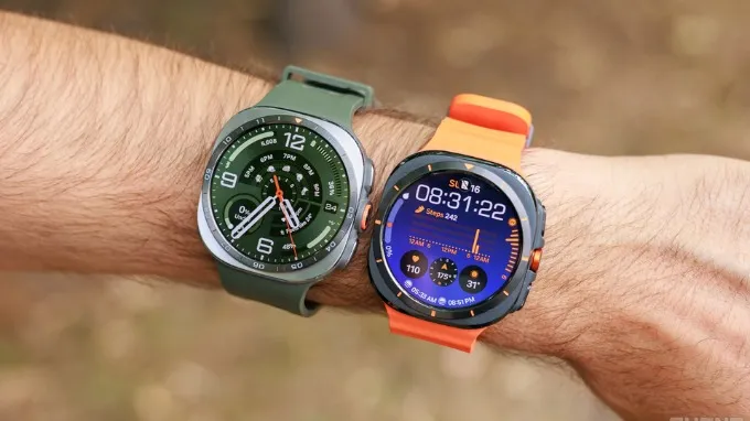 So sánh Samsung Galaxy Watch Ultra 2 và Galaxy Watch Ultra về thiết kế