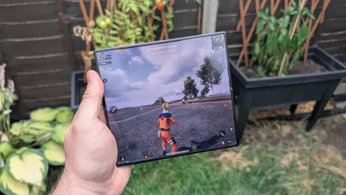 So sánh Samsung Galaxy Z Fold8 Ultra vs Z Fold6 về hiệu năng