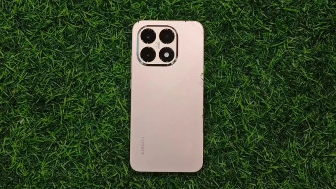 Xiaomi 15T được trang bị mặt lưng nhựa gia cố sợi thủy tinh