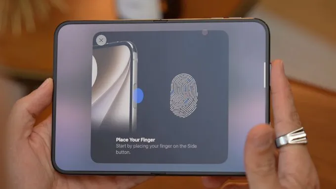 iPhone Duo đã loại bỏ Face ID để chuyển sang cảm biến vân tay Touch ID