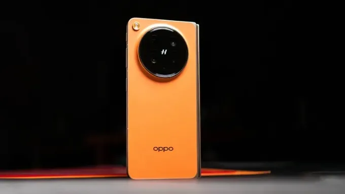 OPPO Find N6 nổi bật với thiết kế mỏng và nhẹ hơn