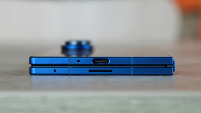 So sánh Vivo X Fold 6 vs Samsung Galaxy Z Fold 7 về pin