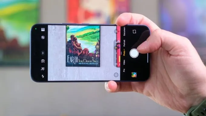 Xiaomi 17T Pro được trang bị camera chính 50MP sử dụng cảm biến Light Fusion 950