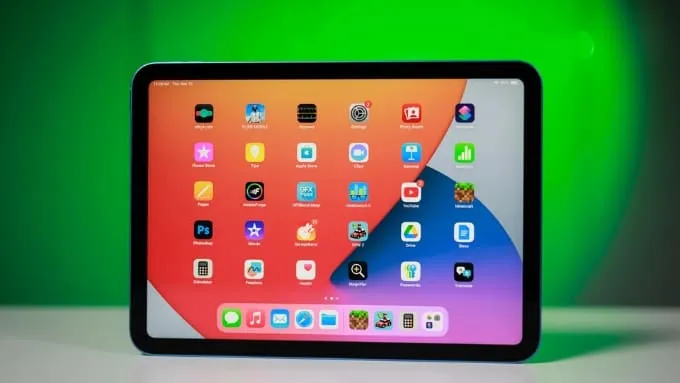 iPad A16 (iPad Gen 11) trang bị màn hình Liquid Retina 11 inch