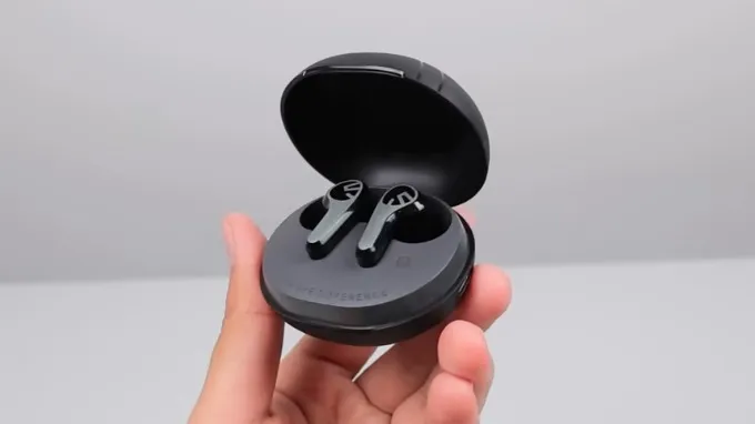 Tai nghe Bluetooth SoundPEATS C30
