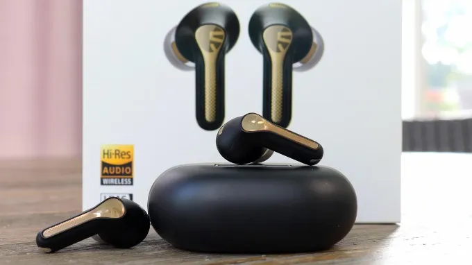 Tai nghe Bluetooth SoundPEATS Capsule 3 Pro+