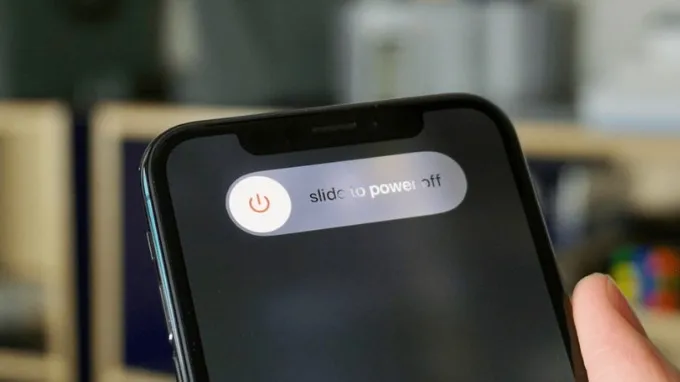 Tắt nguồn hoàn toàn trước khi cất