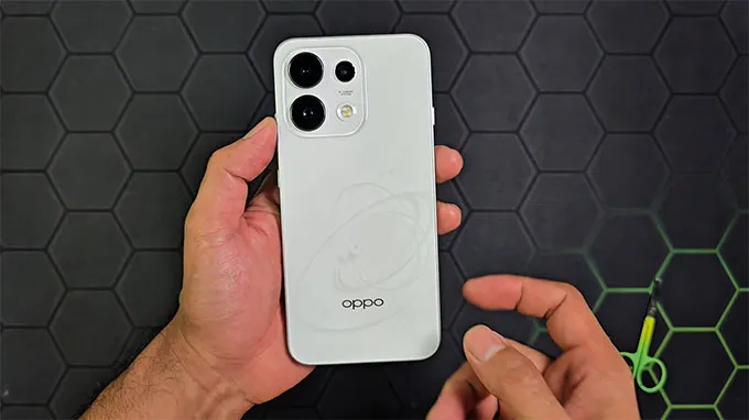 OPPO Reno16 F hướng đến người dùng trẻ