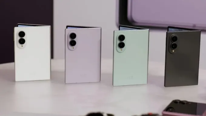 Tìm hiểu Samsung Galaxy Z Fold8 có mấy màu