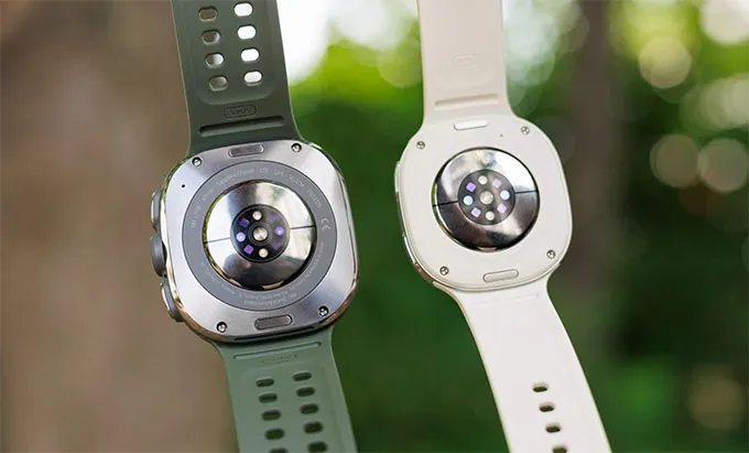 Galaxy Watch Ultra 2 và Galaxy Watch 9 đều sử dụng chung chip Snapdragon Wear Elite