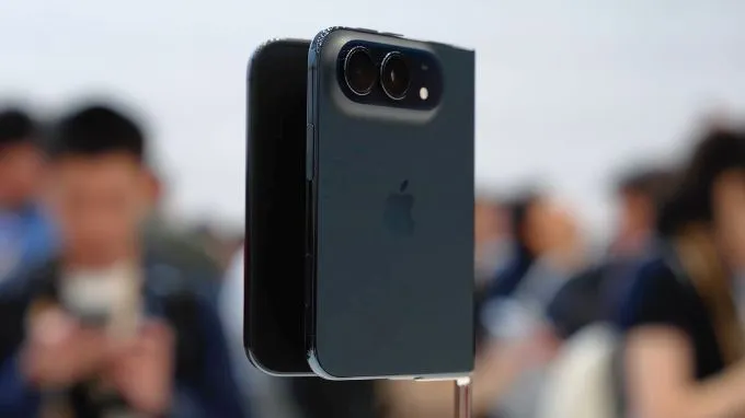 Tổng quan thiết kế iPhone Duo