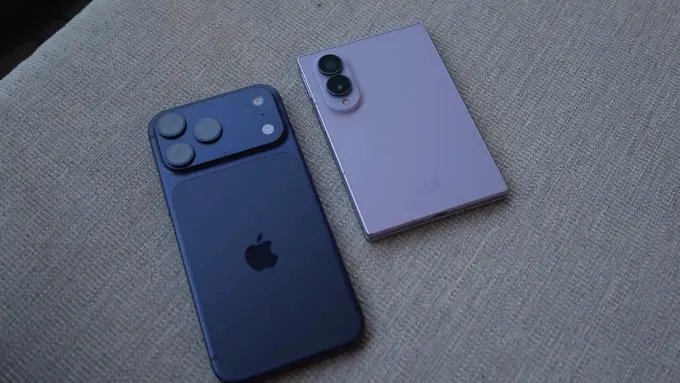 Tổng quan về so sánh Galaxy Z Fold8 vs iPhone 17 Pro