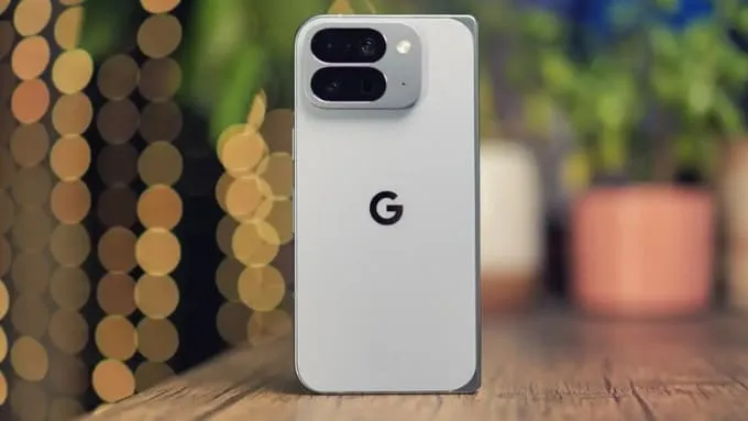 Google Pixel 10 Pro Fold tiếp tục phát huy thế mạnh về phần mềm và khả năng xử lý hình ảnh của Google