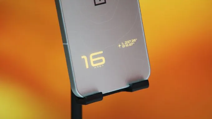 Mặt lưng là khu vực đáng chú ý nhất trên OnePlus 16