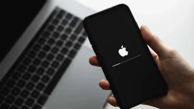 Vì sao cần chạy lại phần mềm iPhone?
